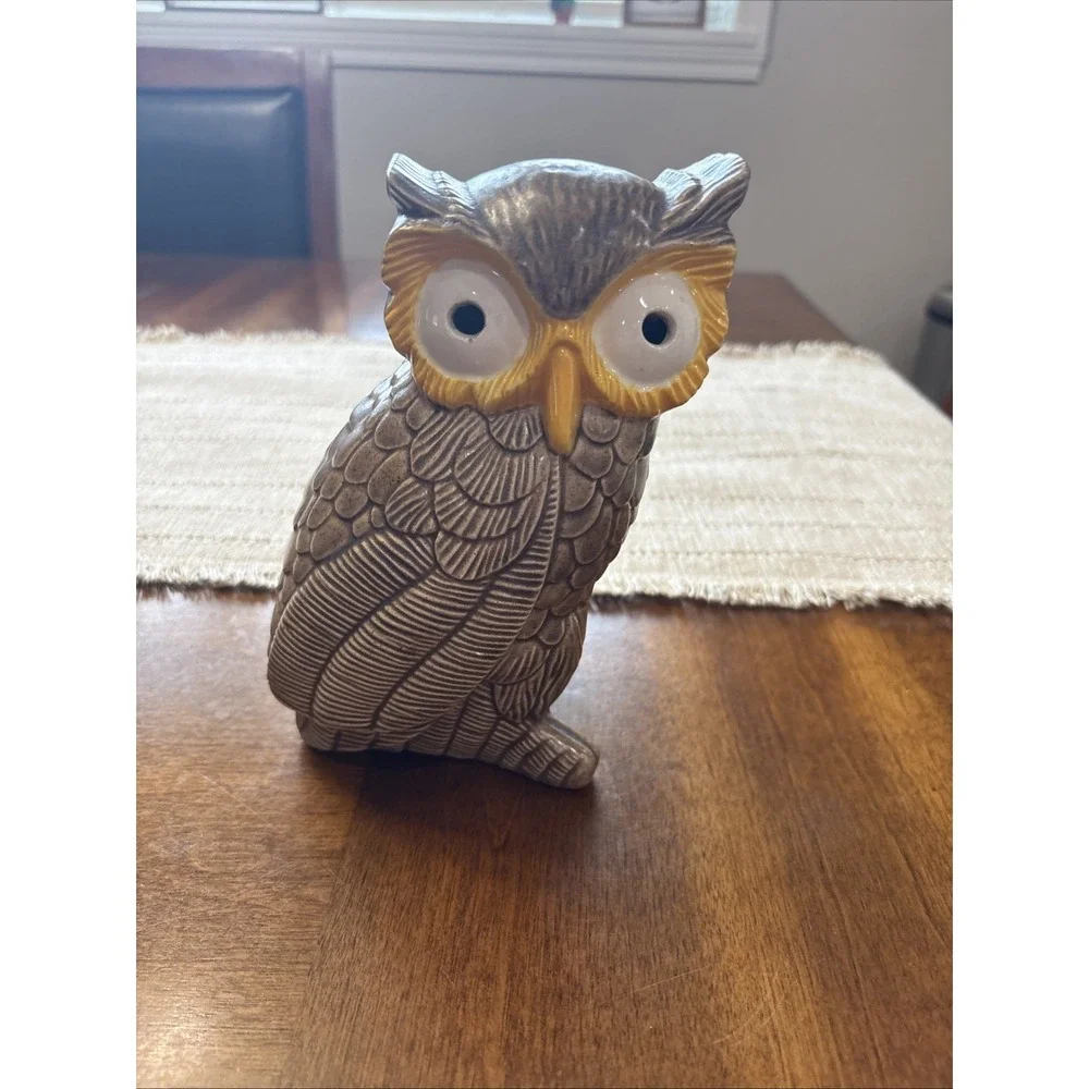 Whimsical Ceramic Owl‎ 7 Inch Home Decor